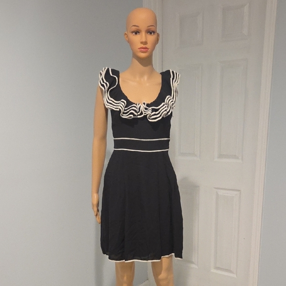 Kate Spade Black and White Scoop Neck Mini Sundress - Picture 1 of 5